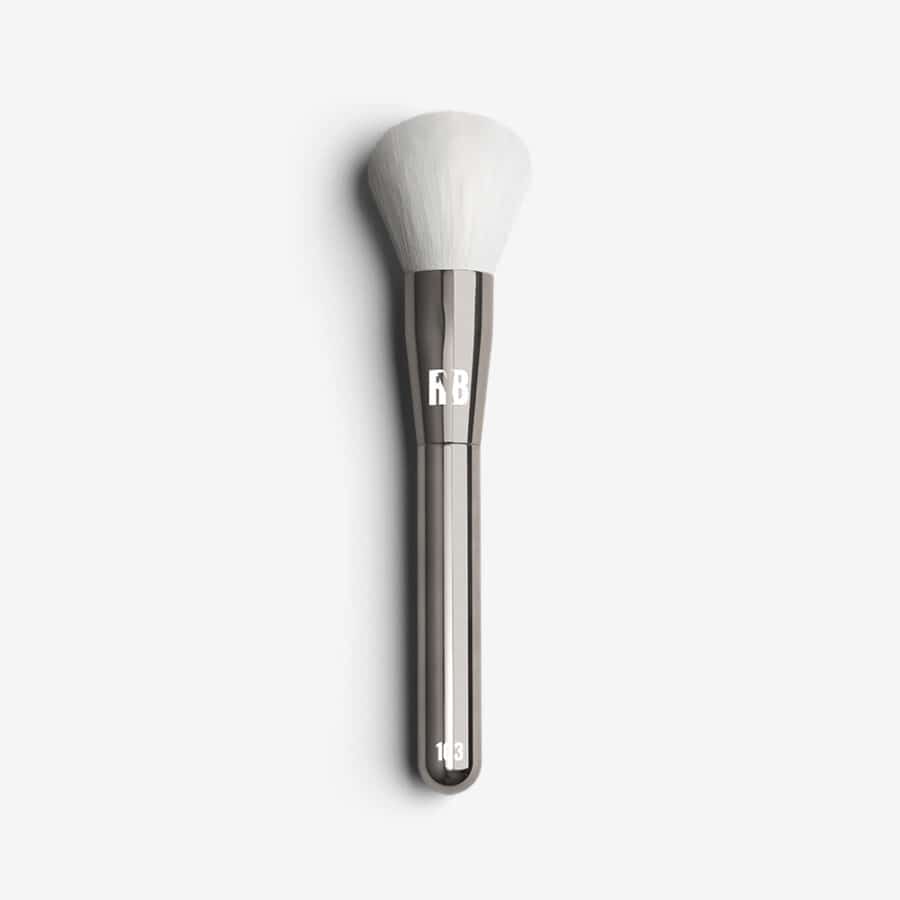 Glow Up Powder Brush 103: pennello professionale Rybella per cipria in setole di mais